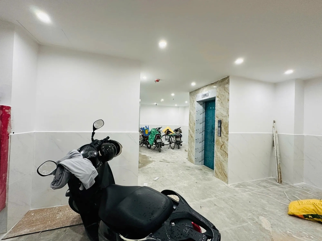 【TÒA NHÀ 7 TẦNG 22 PHÒNG - PHÚ DIỄN】- 70m² - DOANH THU 95TR*THÁNG - 23.5 TỶ