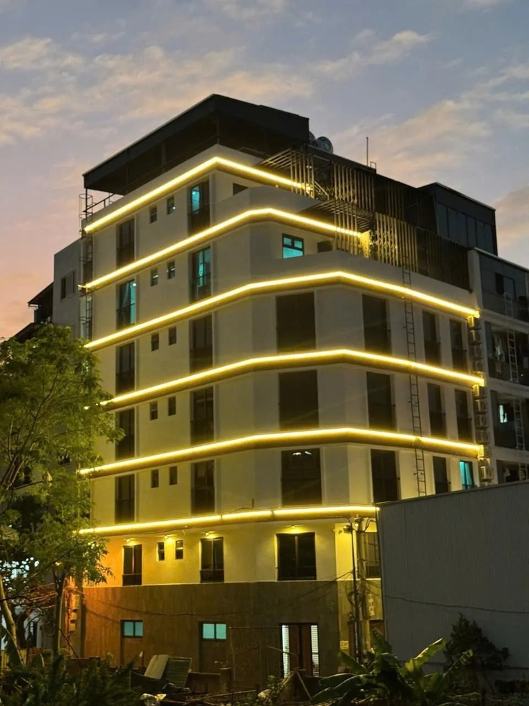 【NHÀ CHO THUÊ 8 TẦNG LÔ GÓC - PHỐ HÒE THỊ】- 81m² - 22 PHÒNG - DOANH THU 100TR*THÁNG - 24.5 TỶ