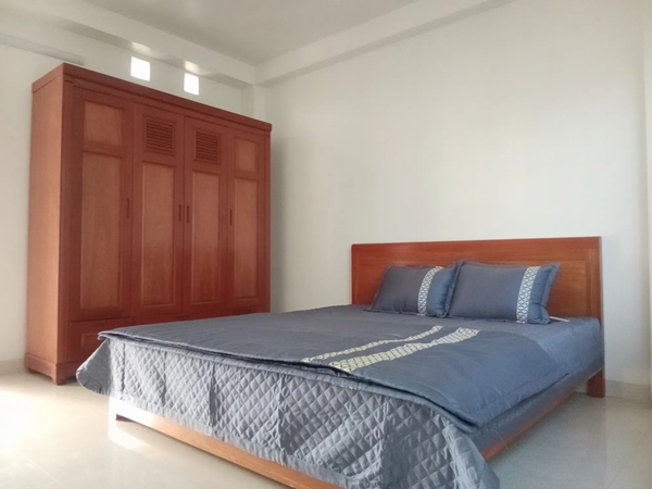 【NHÀ 5 TẦNG MỚI - CÁCH MẶT PHỐ LÊ TRỌNG TẤN 70M】- 30m² - 3PN - Giá 7.5 Tỷ