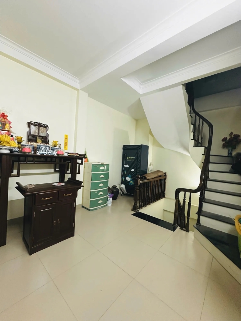 【NHÀ 5 TẦNG - GIẢI PHÓNG, HAI BÀ TRƯNG】- 30m² - 3 PN - CÓ CỘT CHỜ LÊN TẦNG - 10.5 TỶ