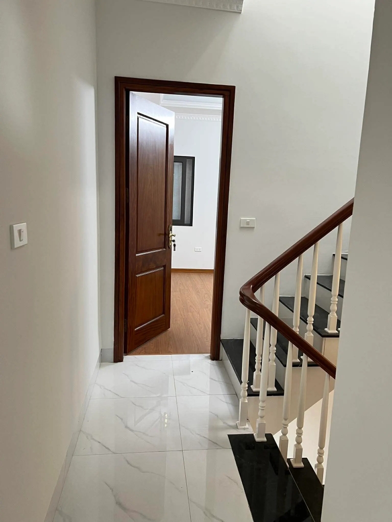 【NHÀ MỚI 4 TẦNG - TỨ LIÊN, TÂY HỒ】- 45*61m² - 5 PN - Sân Chung Rộng - Cầu Tứ Liên Sắp Thông - Giá 11.2 Tỷ