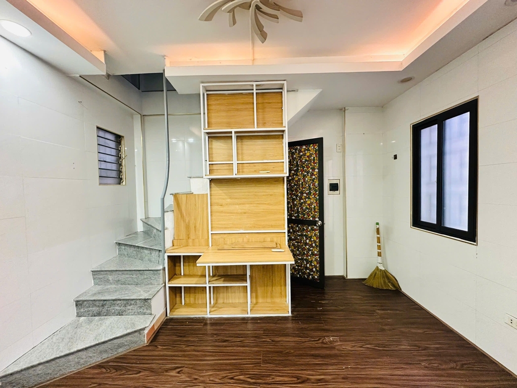 【NHÀ NGÕ HIẾM BA ĐÌNH】- 18m² 4 Tầng - Lô Góc 2 Thoáng - 5 PN - Sổ Riêng - 6.6 Tỷ