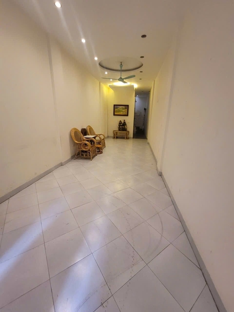 【SIÊU PHẨM CẠNH LĂNG BÁC - ÔNG ÍCH KHIÊM】- 43m² 7 Tầng Thang Máy - 6 Căn Hộ Khép Kín - 18 Tỷ