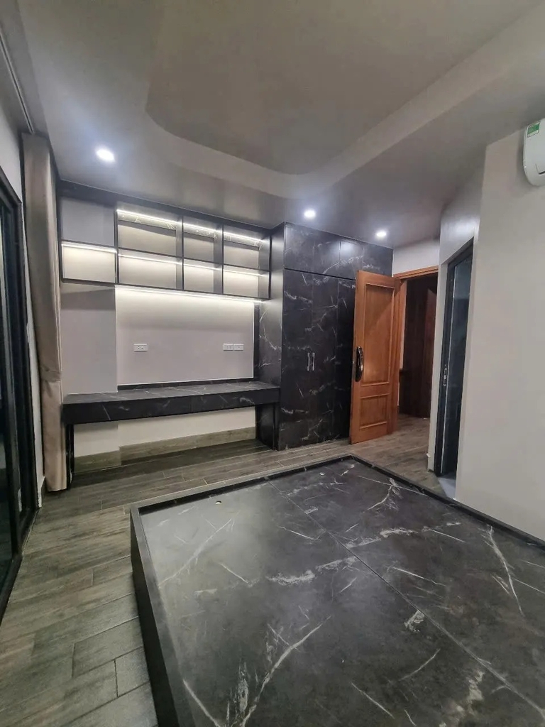 【SIÊU MẪU PHÂN LÔ 8 TẦNG - MIẾU ĐẦM】- 30*45m² - THANG MÁY - FULL NT 5 SAO - 13.95 TỶ