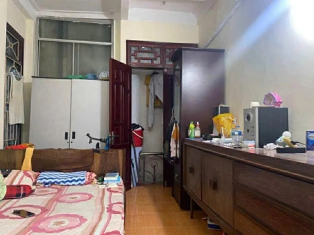 【NHÀ PHỐ 5 TẦNG HIẾM CÓ】Bạch Đằng, Hai Bà Trưng - 30m² - 3 Phòng Ngủ - Ngõ Ba Gác - Giá 4.5 Tỷ