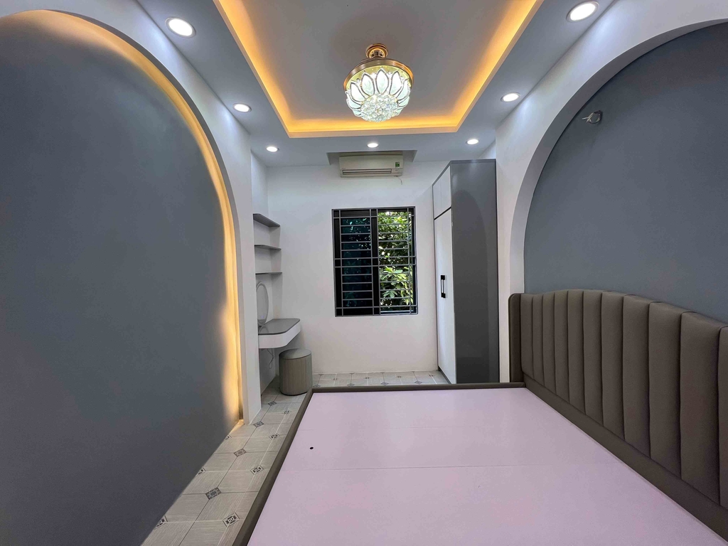 【NHÀ MẶT HỒ NGỌC HÀ】- 11*22m² 4 Tầng - Full NT - Ô tô Đỗ Cửa - View Hồ - 7.2 Tỷ