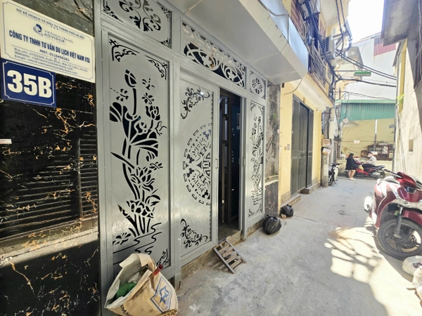 【NHÀ PHỐ 5 TẦNG MỚI XÂY】 Xuân Đỉnh, Bắc Từ Liêm - 33m² - 5 Phòng Ngủ - Nội Thất Cao Cấp - Giá 8.8 Tỷ