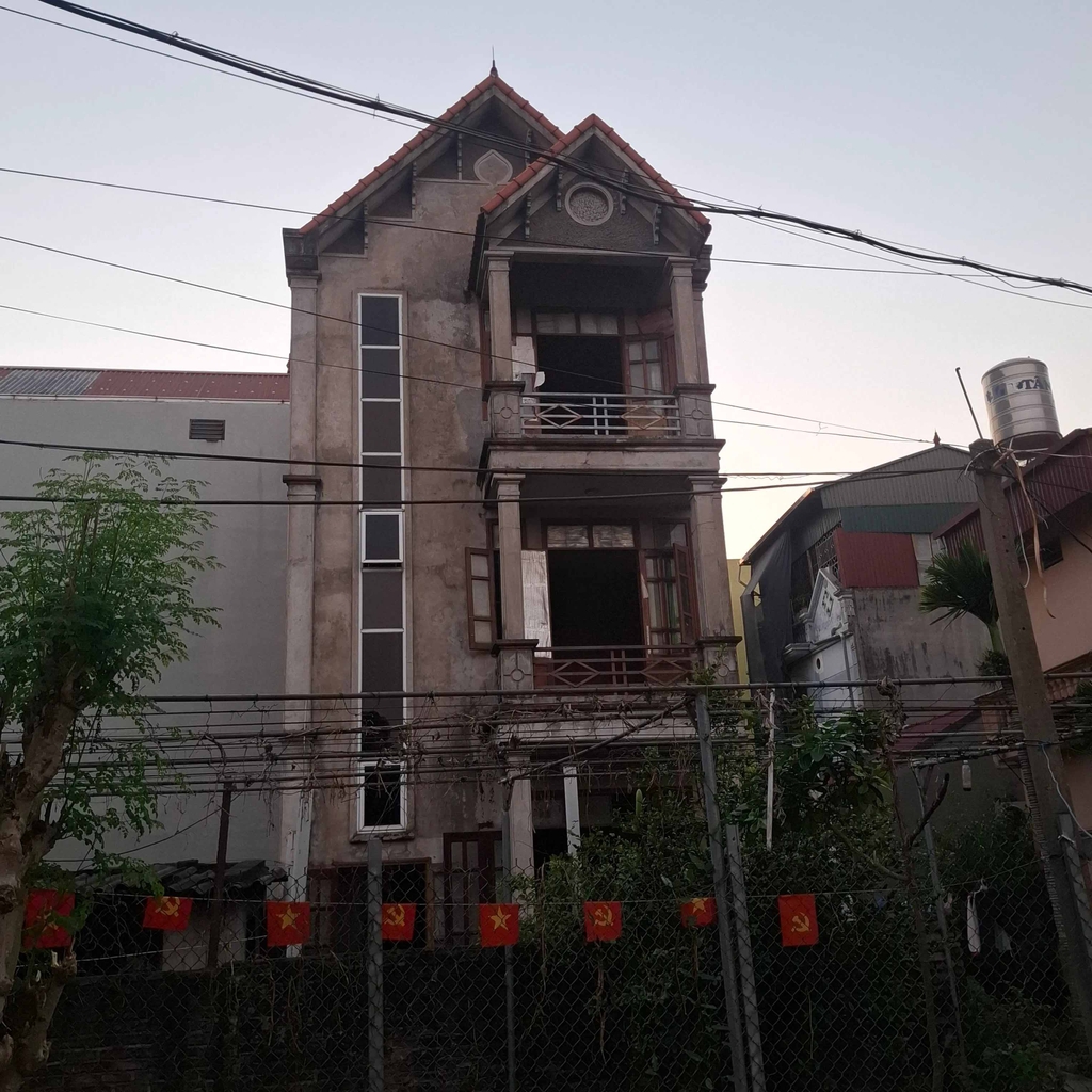 【NHÀ 4 TẦNG - HOÀNG LIÊN】- 140M² - 4 PN - VIEW HỒ - NGÕ THÔNG Ô TÔ TRÁNH - 12 TỶ