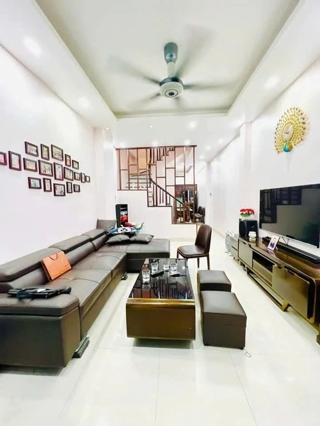 【NHÀ PHỐ 4 TẦNG 4 PHÒNG NGỦ】Lạc Long Quân, Cầu Giấy - 42*50m² - 2 Mặt Thoáng - Giá 11.5 Tỷ