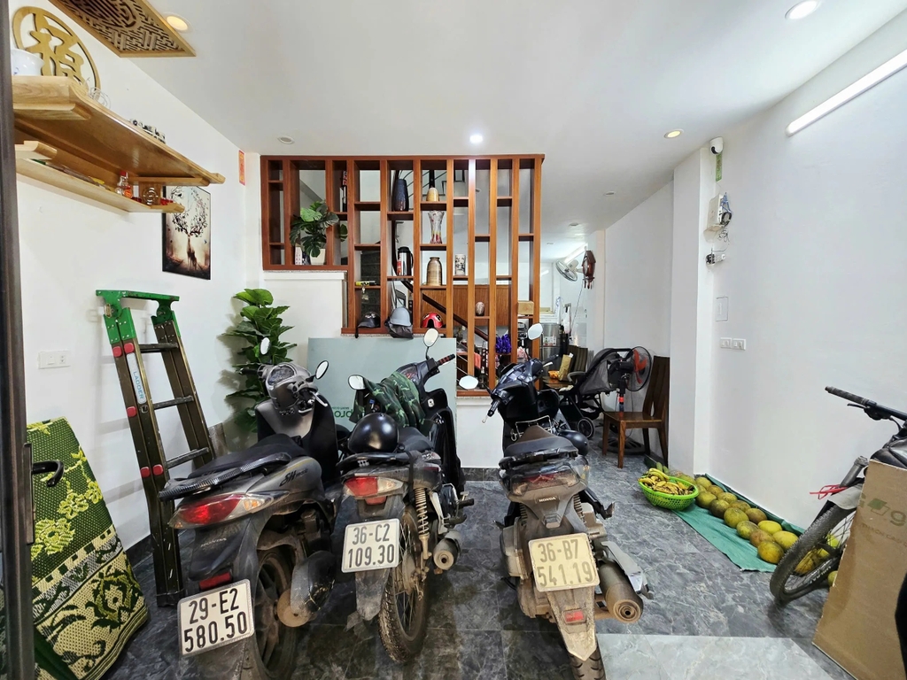 【NHÀ PHỐ 5 TẦNG MỚI XÂY】 Xuân Đỉnh, Bắc Từ Liêm - 33m² - 5 Phòng Ngủ - Nội Thất Cao Cấp - Giá 8.8 Tỷ