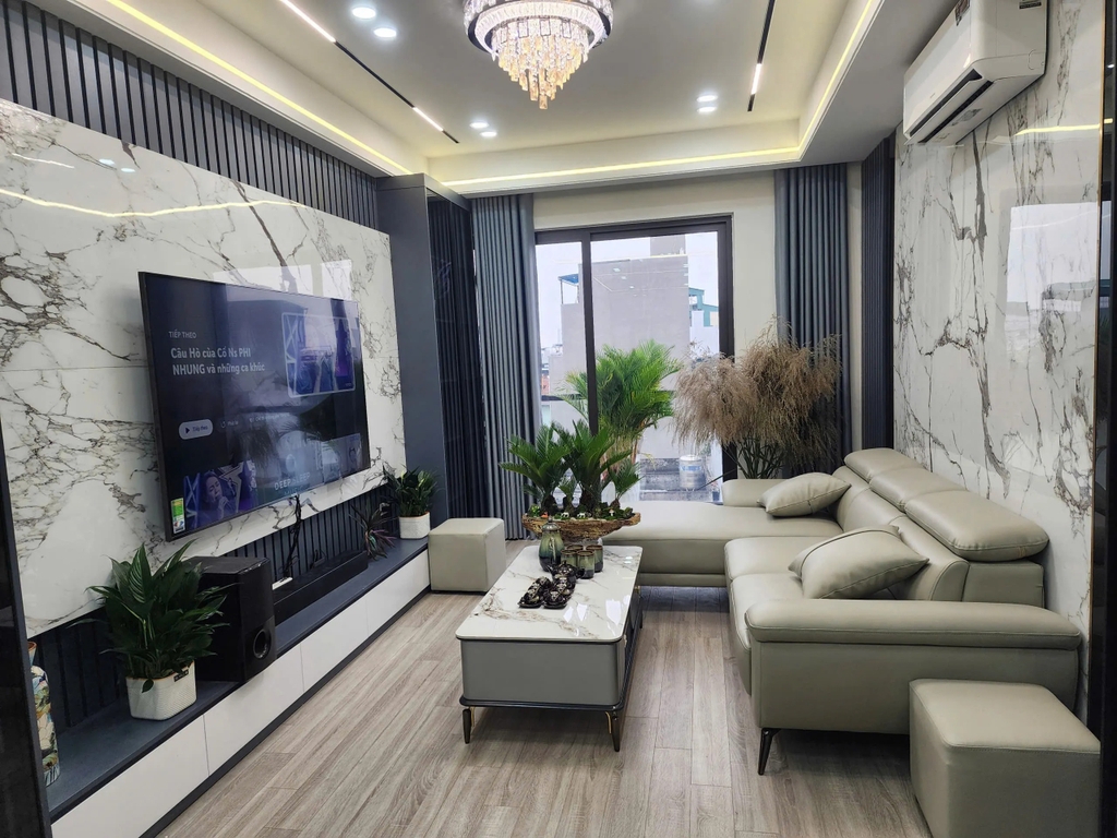 【NHÀ 6 TẦNG THANG MÁY NGUYỄN VĂN LINH - THIẾT KẾ TRẺ TRUNG】- 46m² - 9.6 TỶ