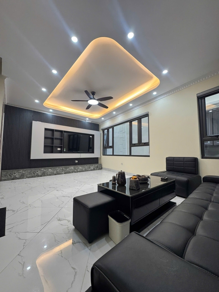 NHÀ 6 TẦNG CAO CẤP CÓ THANG MÁY - NGÕ THÔNG HỒNG TIẾN BỒ ĐỀ - 35M² - 10.4 TỶ