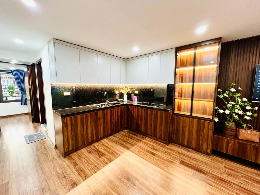 【CĂN HỘ TẬP THỂ CAO CẤP】 Quỳnh Mai, Hai Bà Trưng - 47m² - 3PN - Full Nội Thất - Giá 5.09 Tỷ