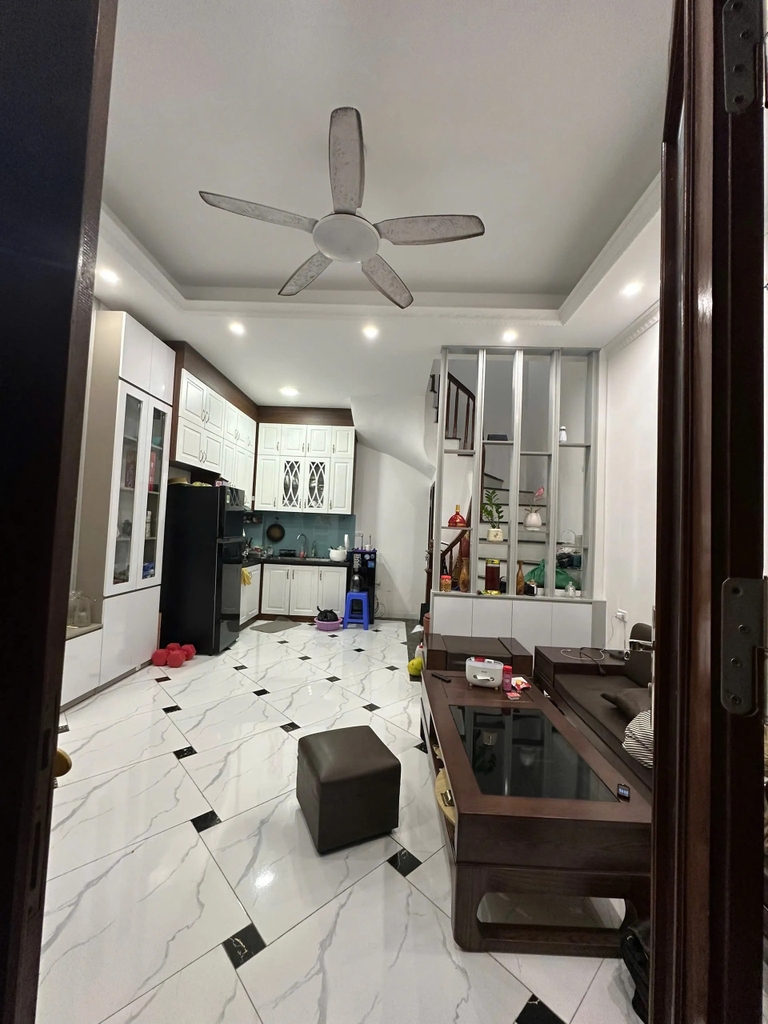 【NHÀ PHỐ 5 TẦNG VIEW HỒ】 Đại Cát, Bắc Từ Liêm - 30m² - 3 Phòng Ngủ - Giá 5.8 Tỷ