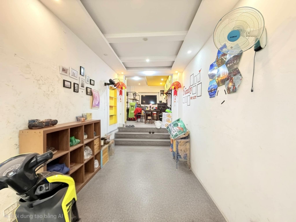 NHÀ 2 TẦNG VỊ TRÍ VÀNG - NGÕ 443 ĐỘI CẤN BA ĐÌNH - 69M² - 21 TỶ