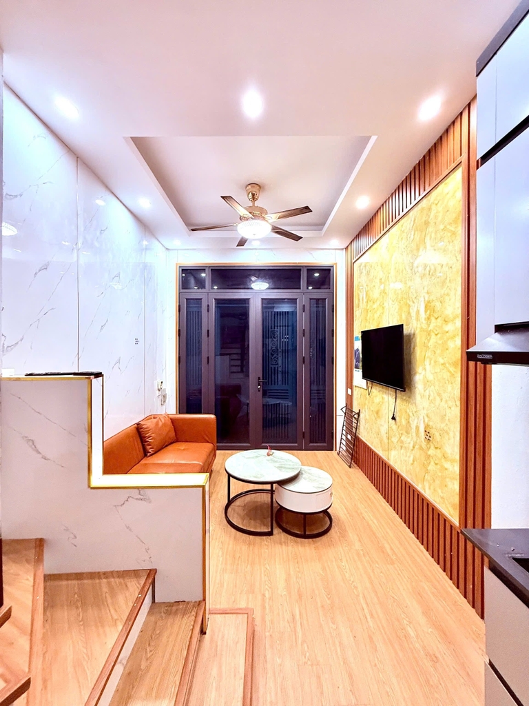 NHÀ 2 MẶT NGÕ - NGÕ NGỌC HÀ BA ĐÌNH - 17*20m² - 5 TẦNG - CÁCH HỒ 50M - 6.5 TỶ