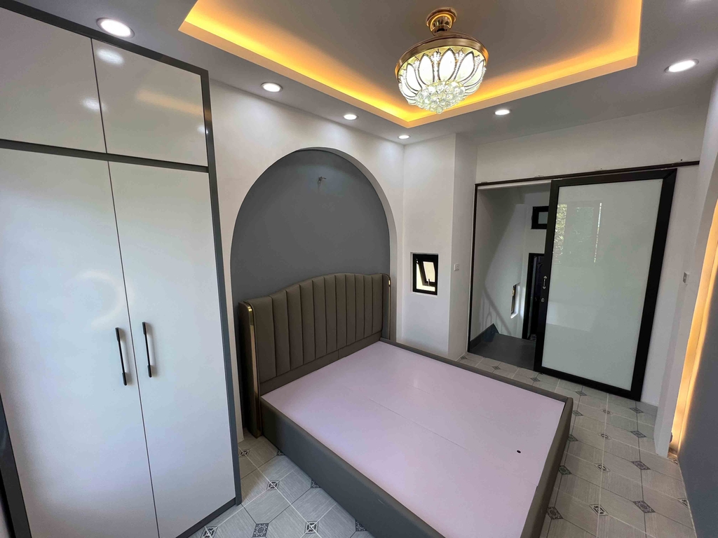 【NHÀ MẶT HỒ NGỌC HÀ】- 11*22m² 4 Tầng - Full NT - Ô tô Đỗ Cửa - View Hồ - 7.2 Tỷ