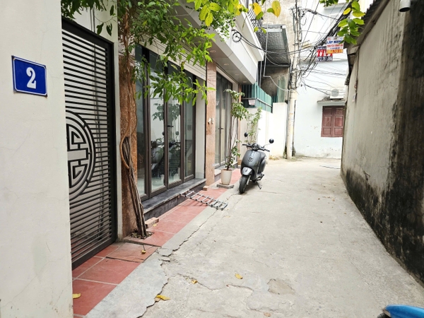 NHÀ 4 TẦNG CUỐI NGÕ 2 MẶT THOÁNG - KHU VỰC BÁT KHỐI*PHỐ TRẠM, QUẬN LONG BIÊN - 37M² - 8.5 TỶ