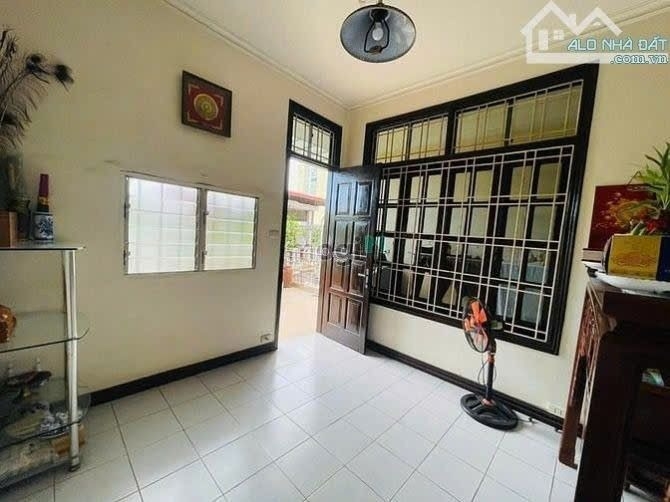 PHÂN LÔ XƯỞNG PHIM - NGÕ HOÀNG HOA THÁM BA ĐÌNH - 41*45m² - 6 TẦNG - Ô TÔ ĐỖ CỬA - 14.7 TỶ