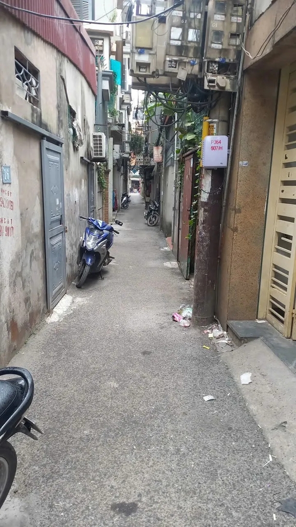 【NHÀ 3 TẦNG GIÁ TỐT - ĐỊNH CÔNG, HOÀNG MAI】- Định Công, Hoàng Mai - 13m² - 2 PN - Vị Trí Đẹp - Giá 1.72 Tỷ