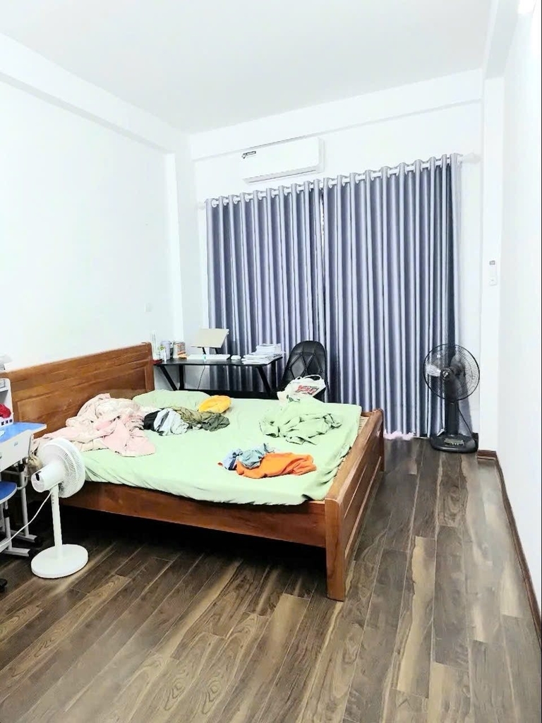 BÁN NHÀ 5 TẦNG KIÊN CỐ - THƯỢNG THANH, LONG BIÊN - VỊ TRÍ TRUNG TÂM - GIÁ 6.8 TỶ