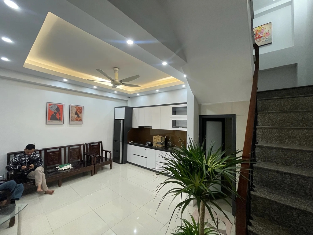 【NHÀ 5 TẦNG MẶT NGÕ TÂY SƠN - NGÃ TƯ SỞ】- 26m² - 5 Tầng   Tum - 3 PN Khép Kín - Vào Ở Ngay - Giá 7.9 Tỷ