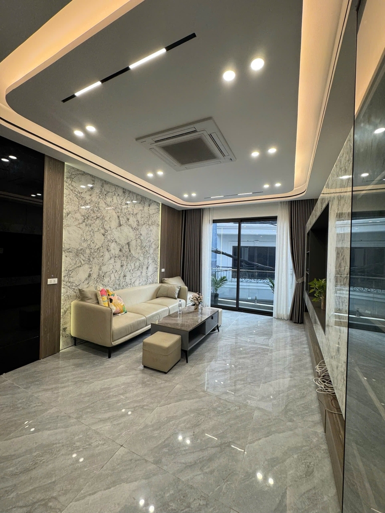 NHÀ 6 TẦNG THANG MÁY, GARA Ô TÔ - KHU VIP BỒ ĐỀ, LONG BIÊN - 59M² - 18.2 TỶ