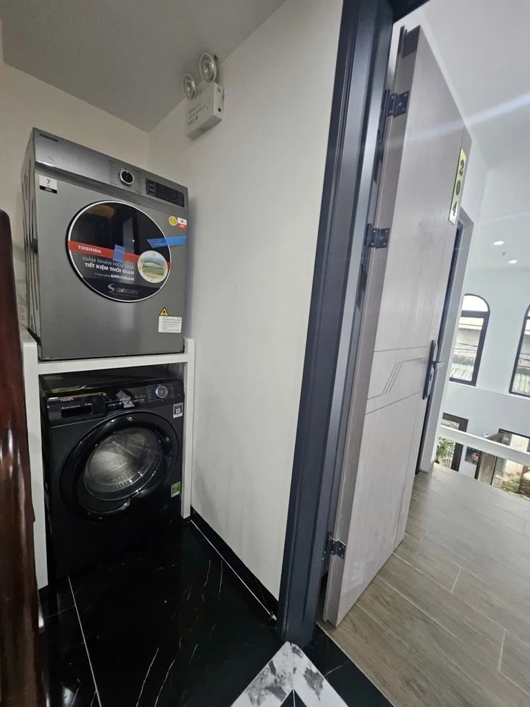 【NHÀ CHO THUÊ 8 TẦNG LÔ GÓC - PHỐ HÒE THỊ】- 81m² - 22 PHÒNG - DOANH THU 100TR*THÁNG - 24.5 TỶ