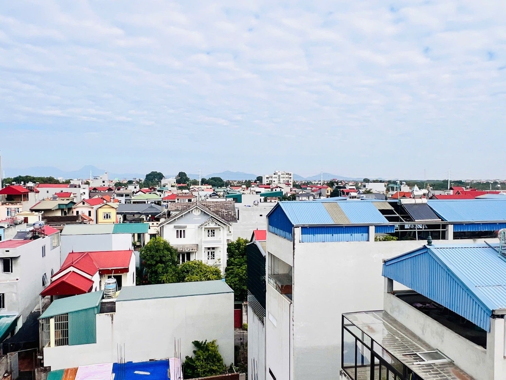 【DINH THỰ 6 TẦNG THANG MÁY】BÁN NHÀ 140M2 THÔN ĐÌA, NAM HỒNG - 6 TẦNG THANG MÁY - Ô TÔ VÀO NHÀ - 25.2 TỶ