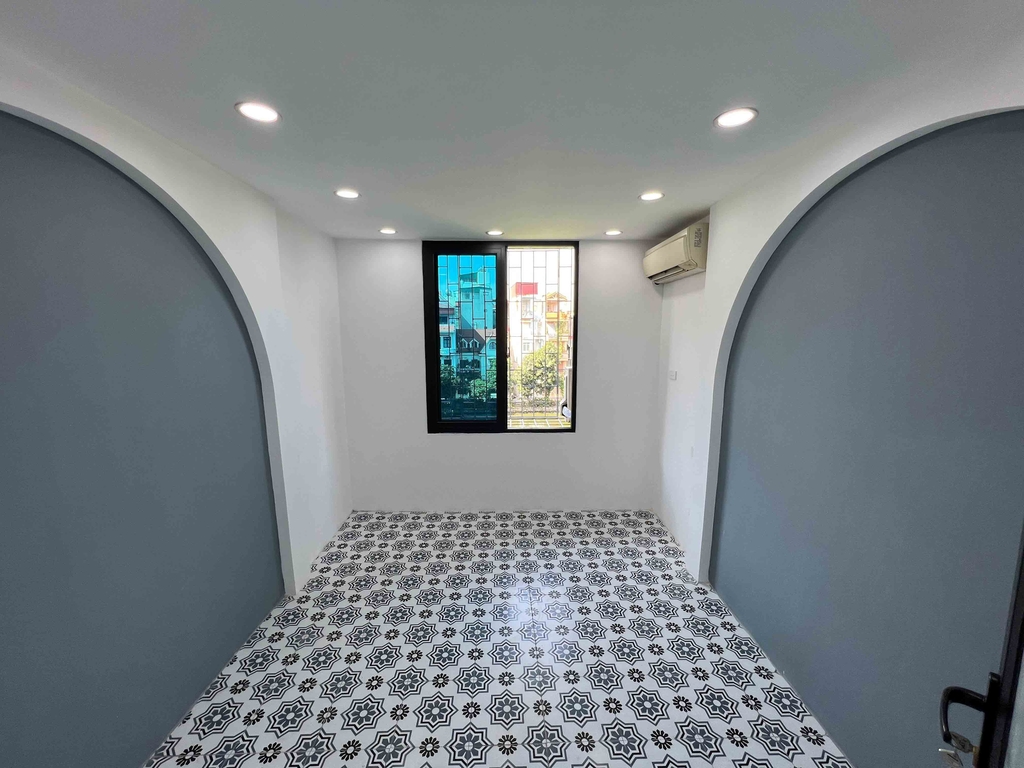 【NHÀ MẶT HỒ NGỌC HÀ】- 11*22m² 4 Tầng - Full NT - Ô tô Đỗ Cửa - View Hồ - 7.2 Tỷ