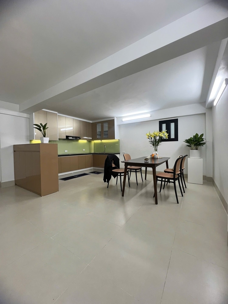 NHÀ RIÊNG 5 TẦNG MỚI ĐẸP - PHỐ GIANG VĂN MINH BA ĐÌNH - 40M² - 12.55 TỶ