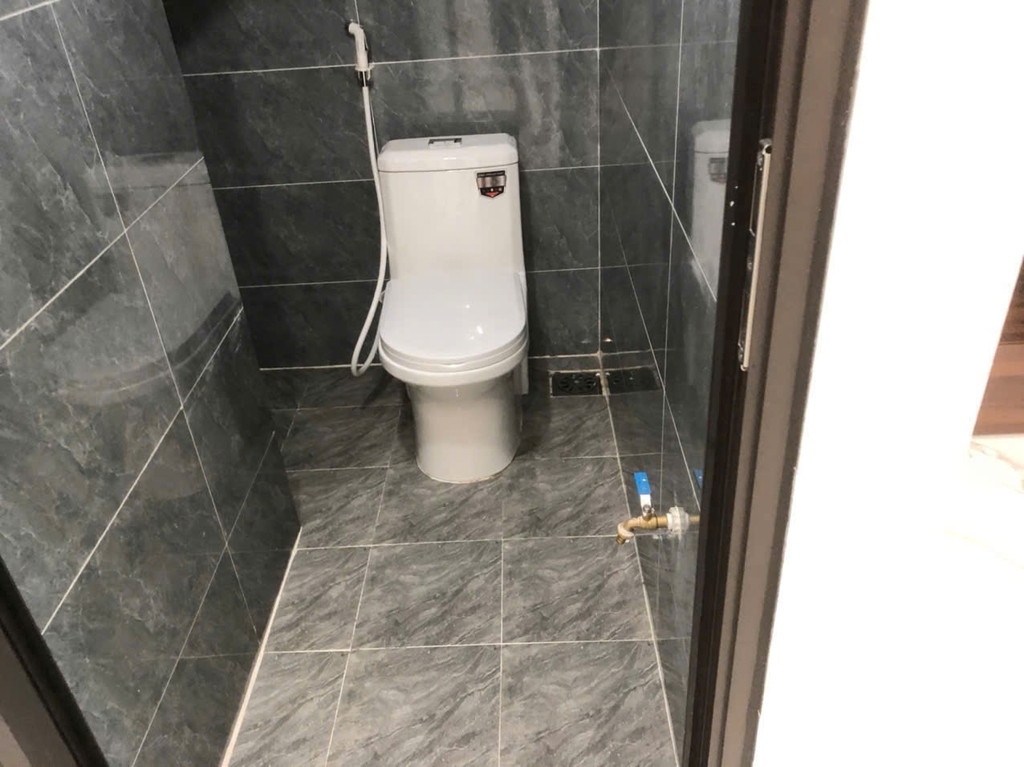 Nhà đẹp Hoài Đức: 4 tầng, 40m², nội thất cơ bản, gần hồ điều hòa – 4,5 tỷ