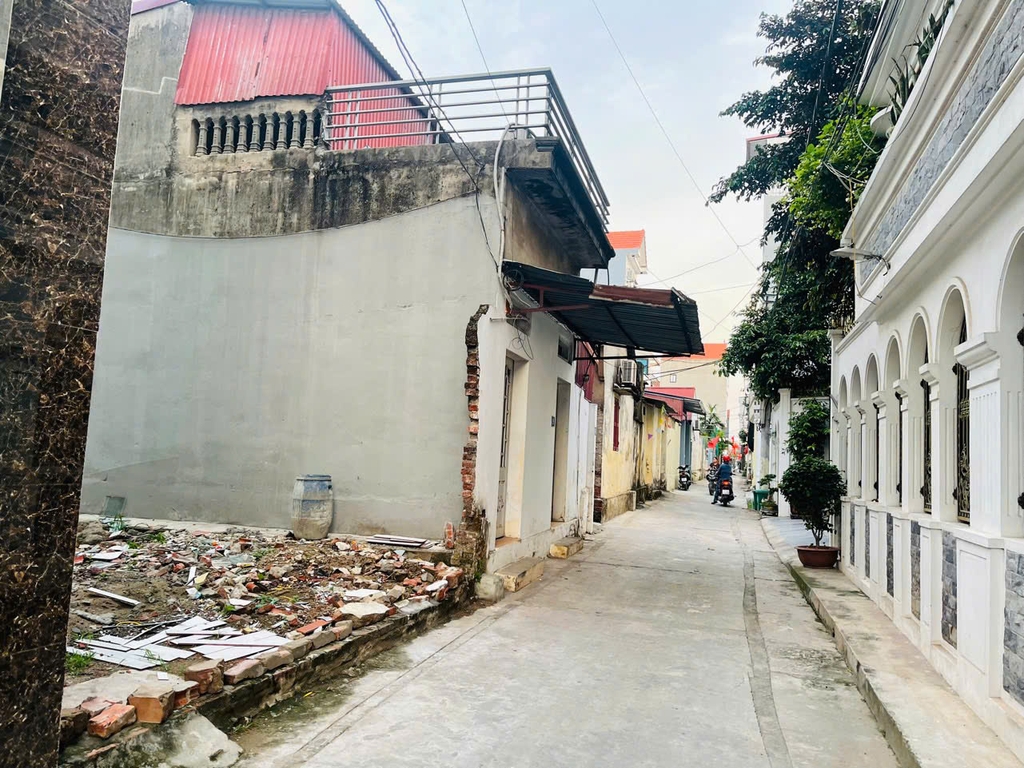 Bán đất 41,9m² mặt ngõ ô tô tải, Ích Vịnh – Đan Phượng, giá nhỉnh 3 tỷ