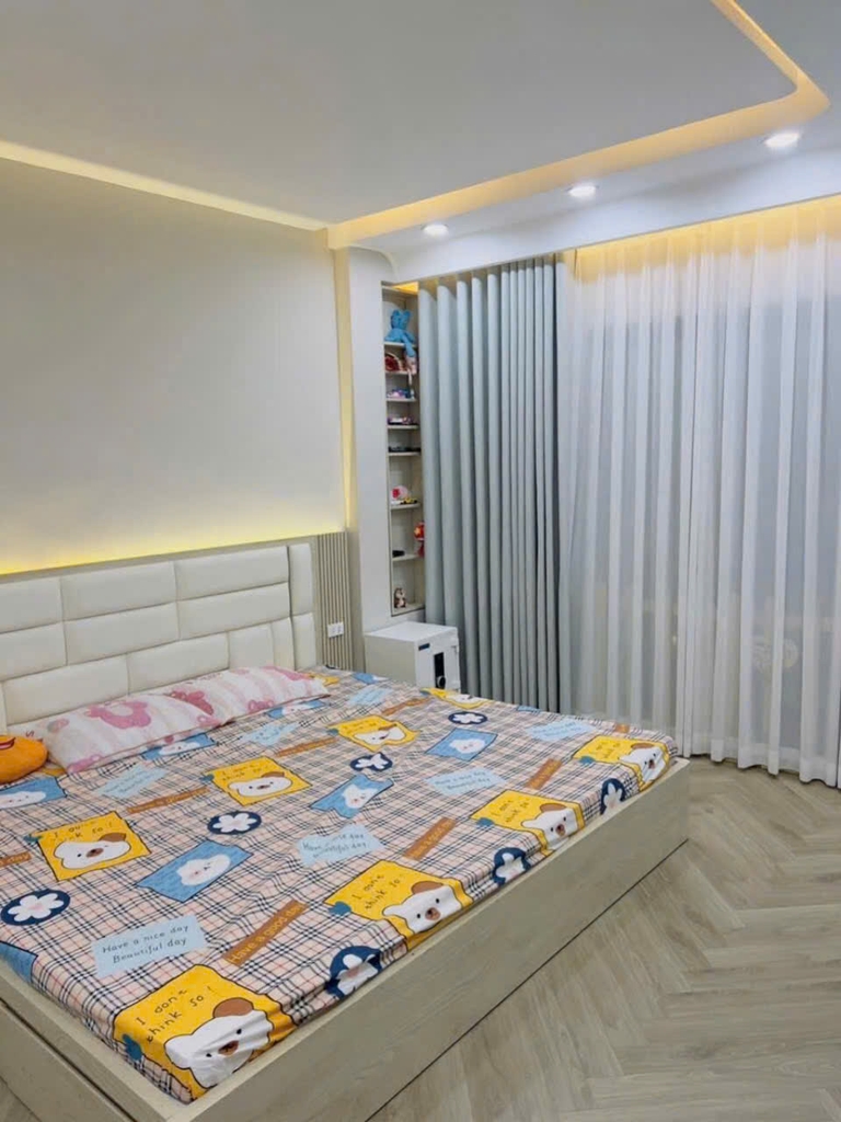 Bán nhà 5 tầng full nội thất tại La Khê, Hà Đông, diện tích 30m², giá nhỉnh 9 tỷ