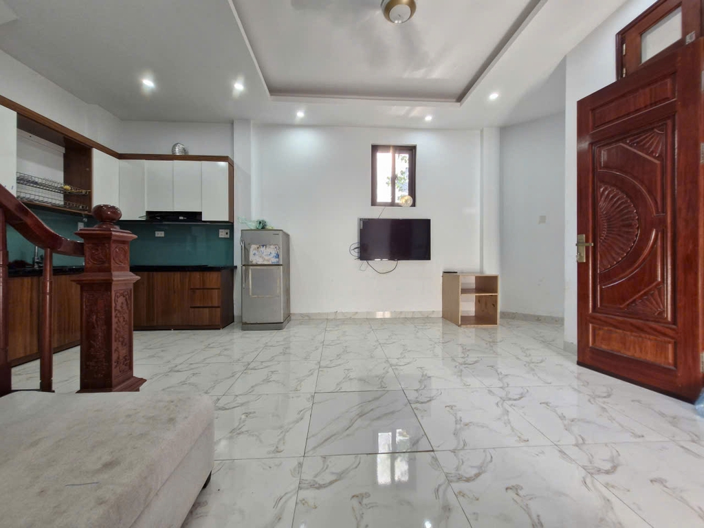 Chính chủ bán nhà 4 tầng Di Trạch, đầy đủ nội thất, chỉ 4,8 tỷ có thương lượng