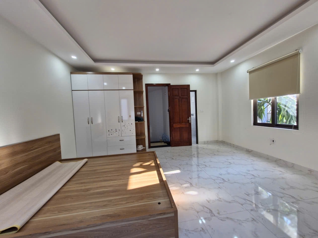 Chính chủ bán nhà 4 tầng Di Trạch, đầy đủ nội thất, chỉ 4,8 tỷ có thương lượng