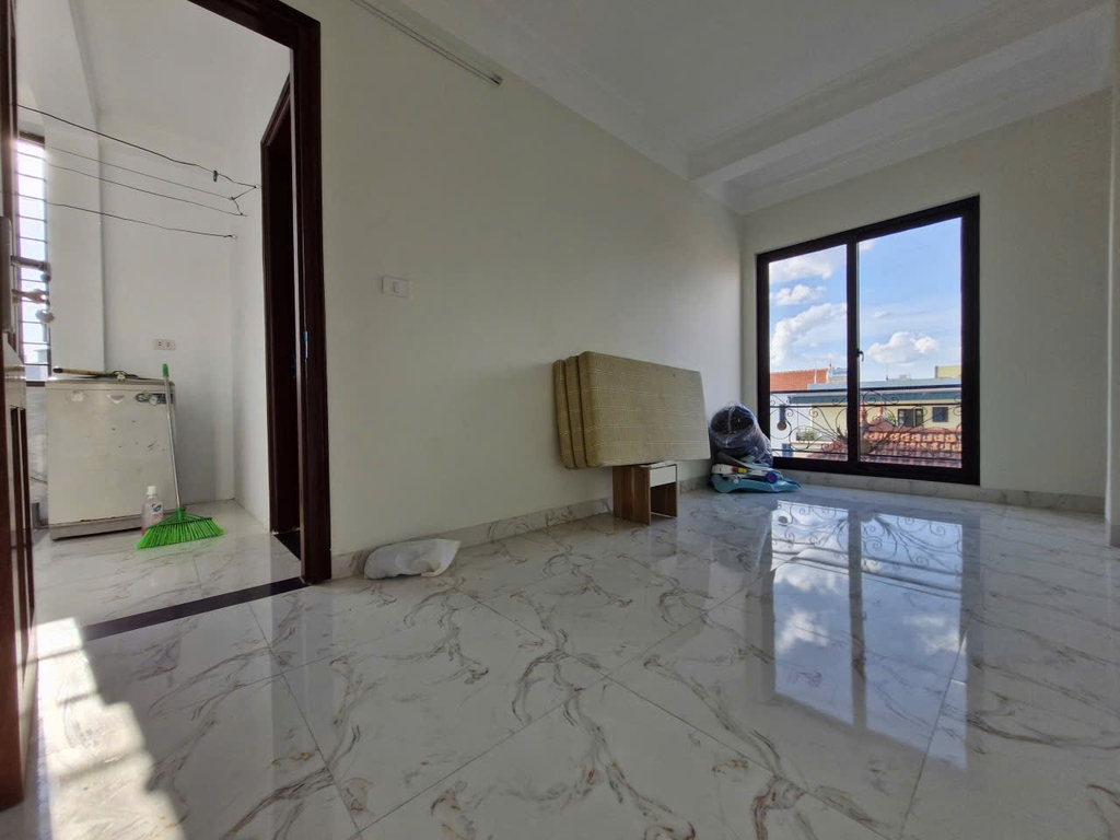 Chính chủ bán nhà 4 tầng Di Trạch, đầy đủ nội thất, chỉ 4,8 tỷ có thương lượng