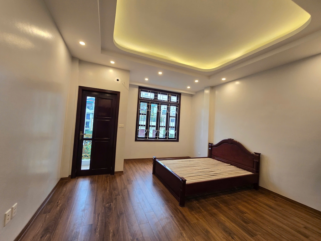 Chính chủ bán nhà 5 tầng, 67,5m² full nội thất tại Lai Xá, Hoài Đức, giá đầu tư